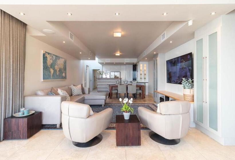 بنسيون Waves Of Grace Seafront Villa