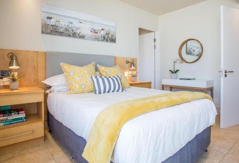 بنسيون Waves Of Grace Seafront Villa