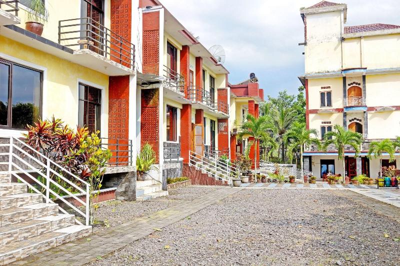 Reddoorz At Hotel Pakem Sari Kaliurang