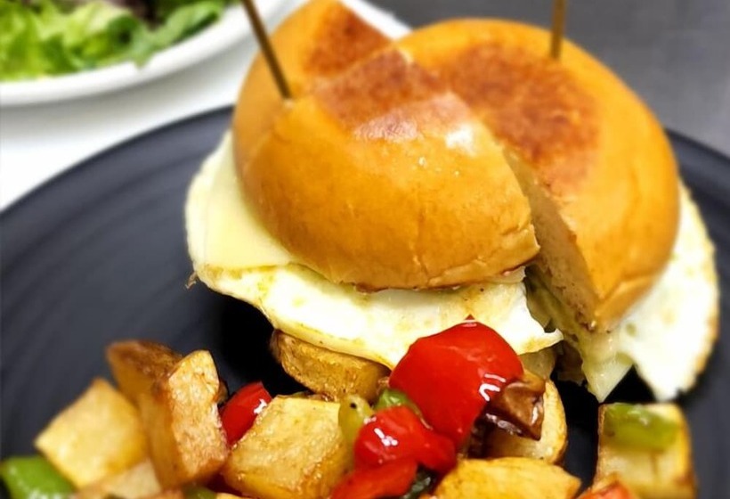 渡假胜地 Azure Palm Hot Springs