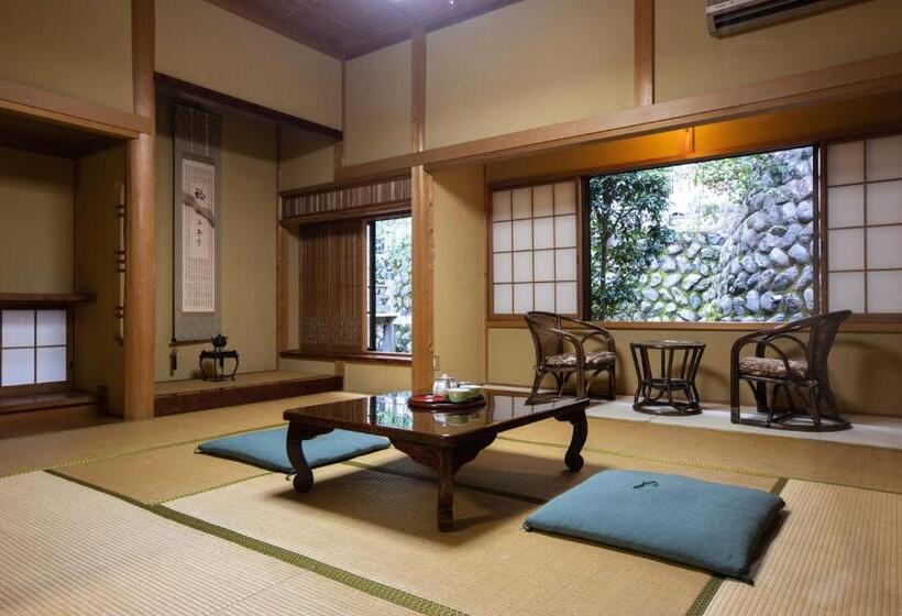 Ryokan 宿坊 端場坊|temple Hotel Habanobo