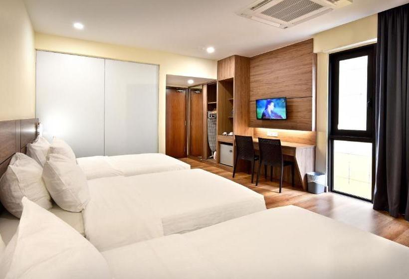 Yangtze Hotel 长江酒店