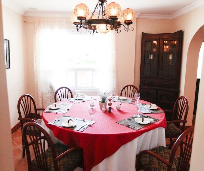 ユースホステル Auberge L Ile De France