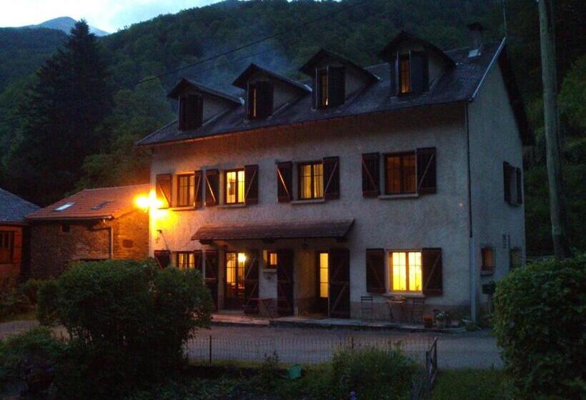 Общежитие Auberge Les Myrtilles