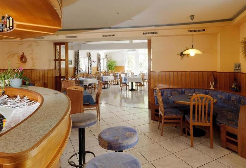 فندق صغير Gasthof Waldhof