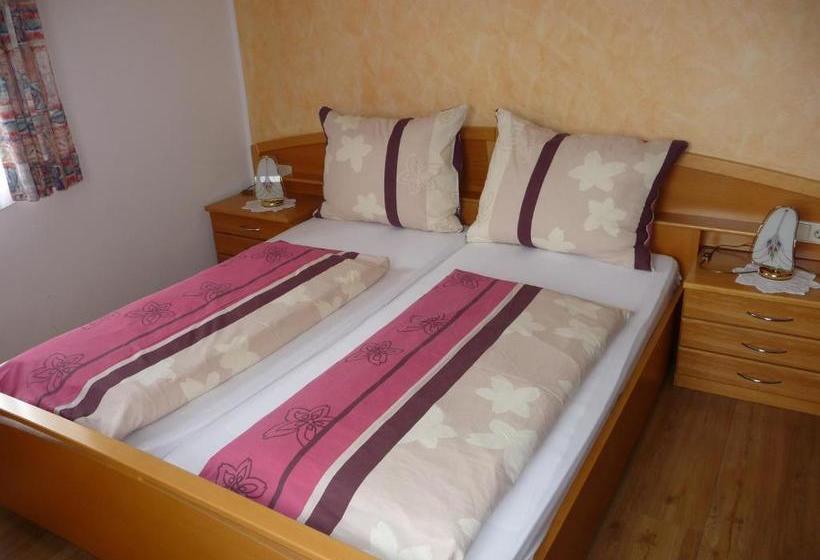 فندق صغير Gasthof Waldhof