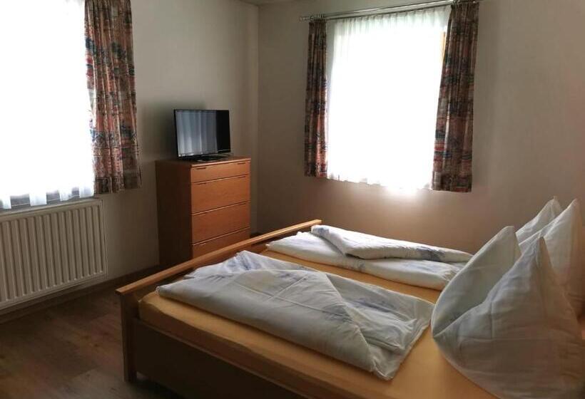 فندق صغير Gasthof Waldhof