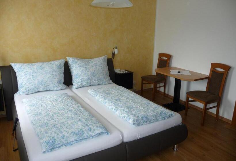 فندق صغير Gasthof Waldhof