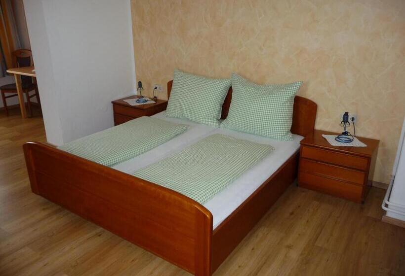 فندق صغير Gasthof Waldhof