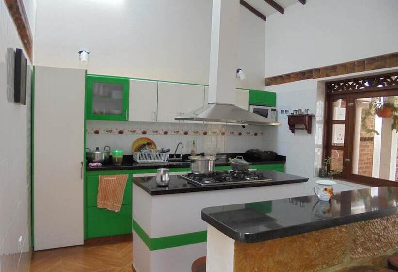 Albergue Hospederia Villa Berenita