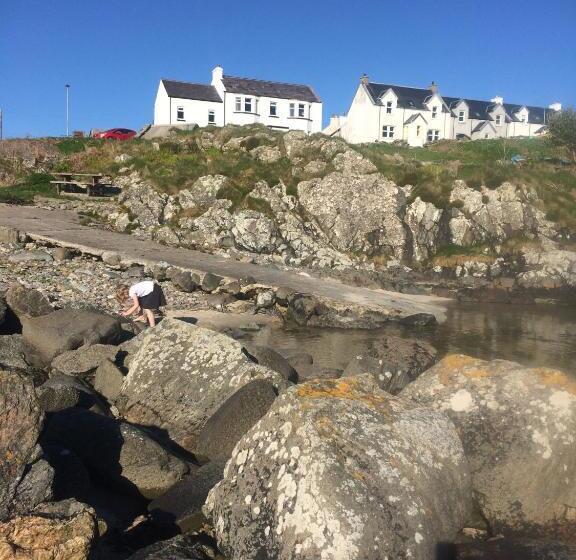 민박 Burnside Lodge