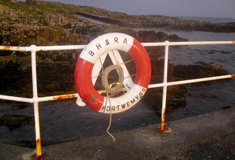 ベッドアンドブレックファースト Burnside Lodge