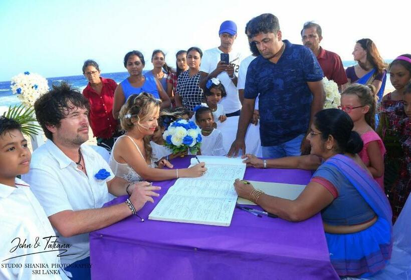 Bed and Breakfast Jasmine White House Restaurant & Spa