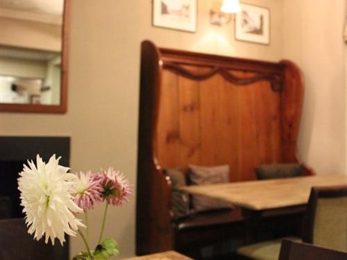 민박 The Talbot And Apartment