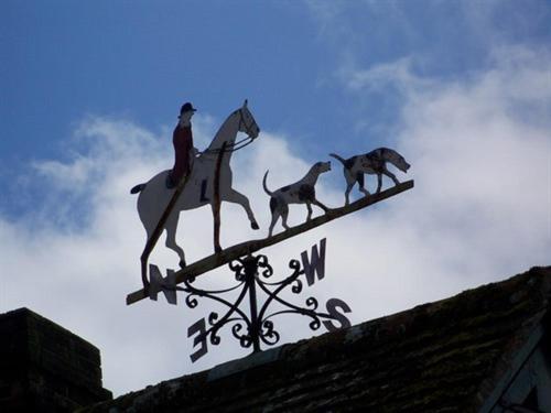 민박 The Talbot And Apartment