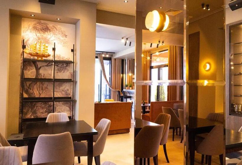 Donantelo Hotel Vlore