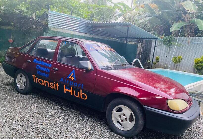 فندق Airport A4 Transit Hub   Eco Chalets