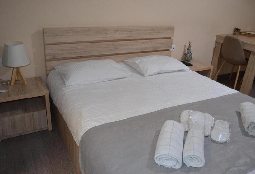 هتل Bakuriani The Valley 115   202