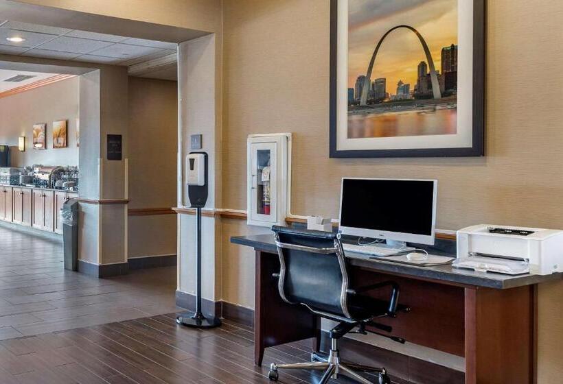 בית מלון כפרי Comfort Inn & Suites Greenville I70