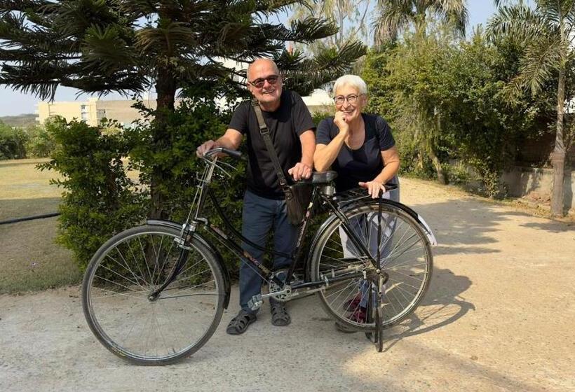 هتل Divine Palace Pushkar