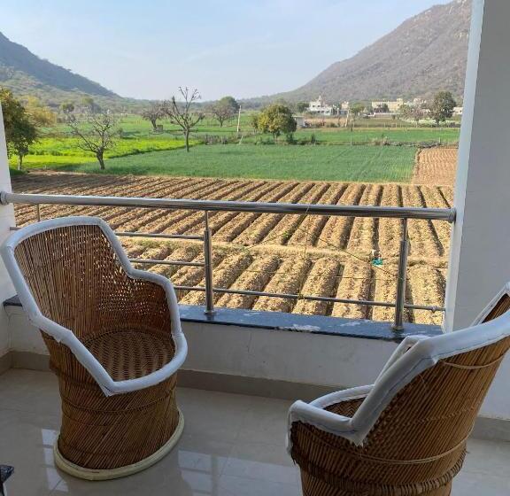 هتل Divine Palace Pushkar