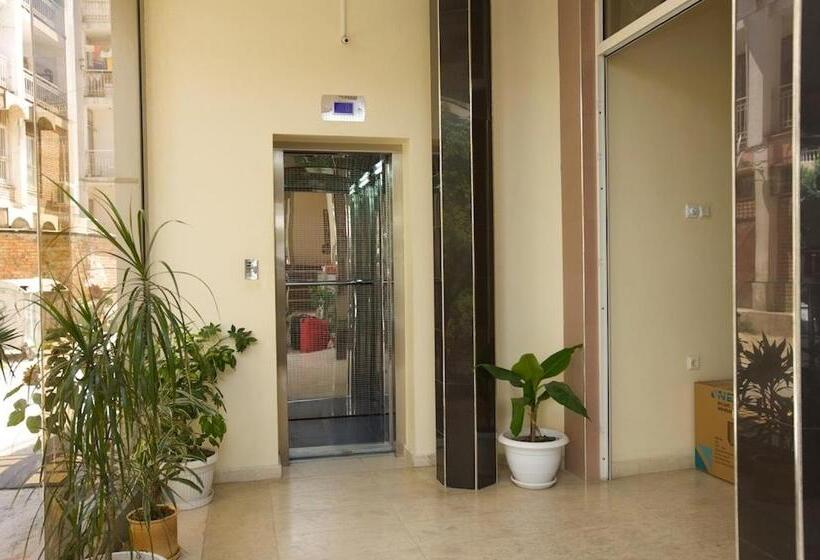 فندق семеен хотел елена палас