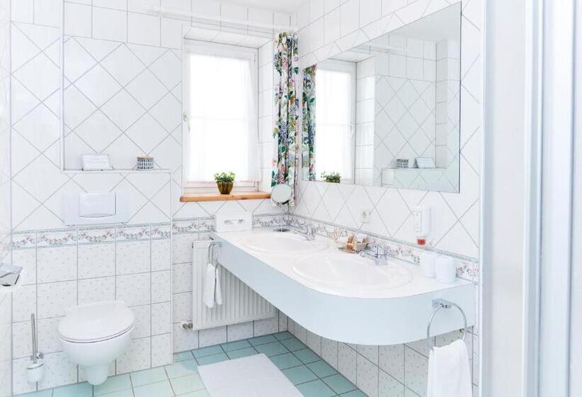 Отель Garni Schöne Aussichten