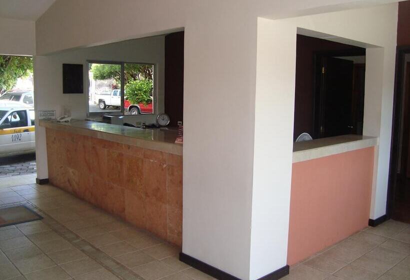 Отель Lacantum By Rotamundos