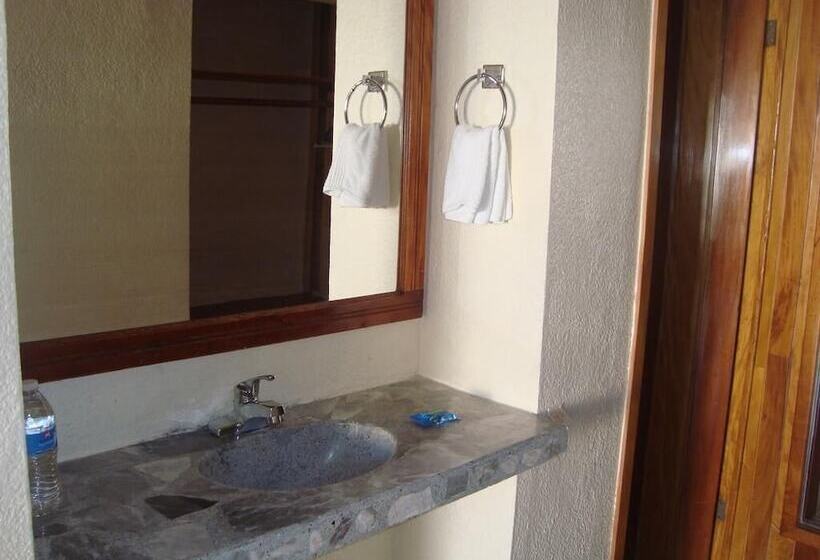 Отель Lacantum By Rotamundos