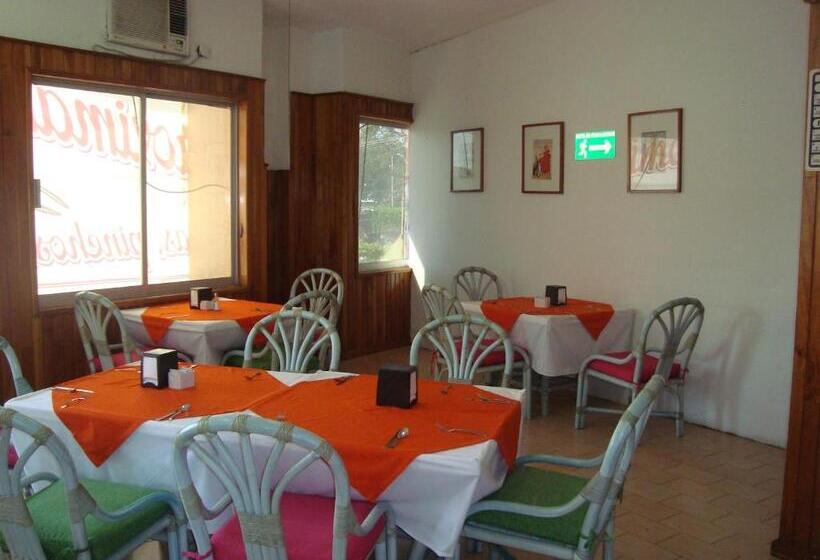 Отель Lacantum By Rotamundos