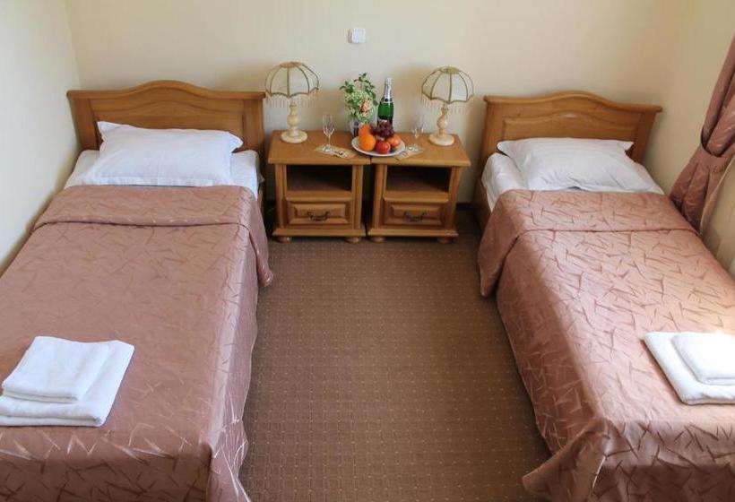 בית מלון כפרי Ligena Econom