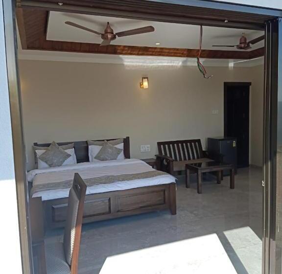 ホテル Nexottel Sai Cottage