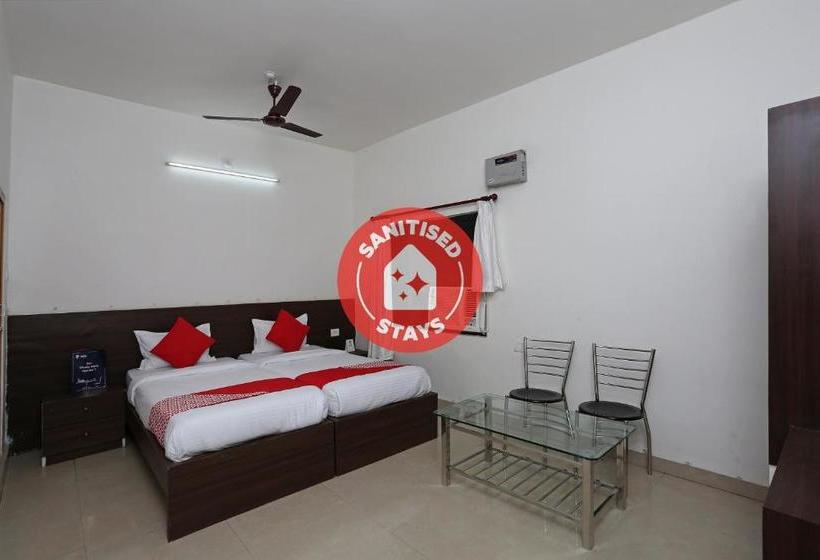 בית מלון כפרי Oyo 10508 Aditi Guest House