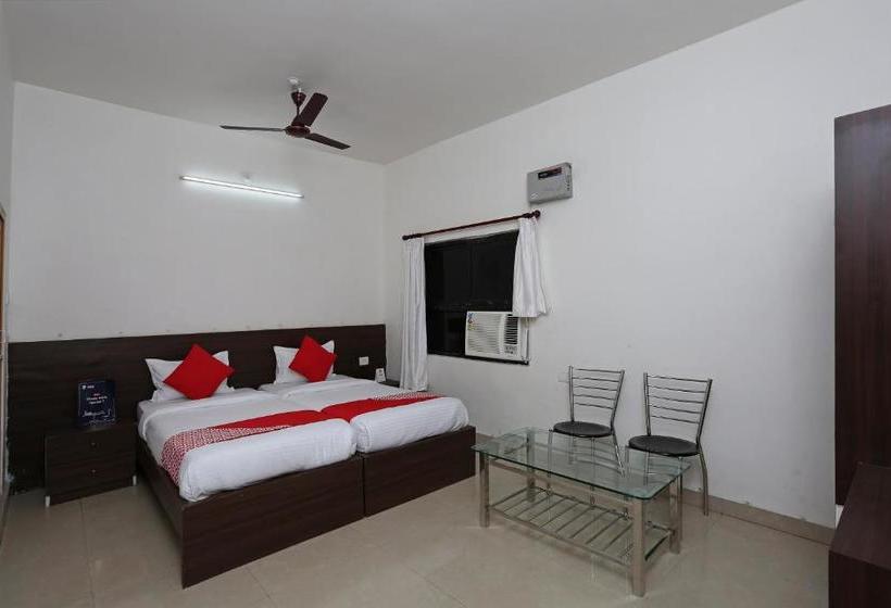 בית מלון כפרי Oyo 10508 Aditi Guest House