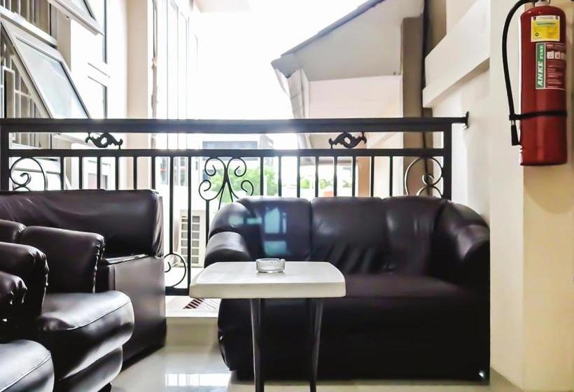 בית מלון כפרי Fazarel Residence Syariah