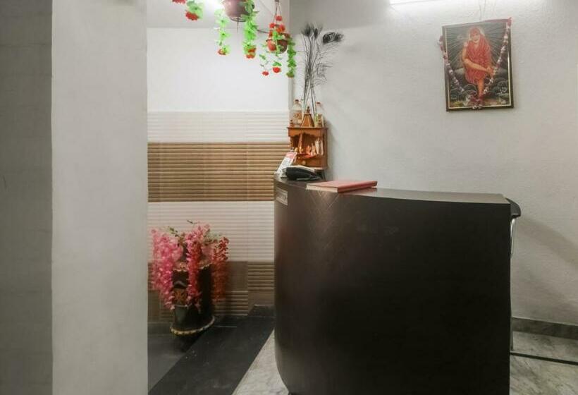 Отель Oyo 74020 Murlidhar Palace