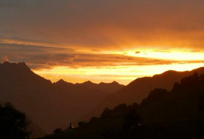 בית מלון כפרי Posthaus Urigen