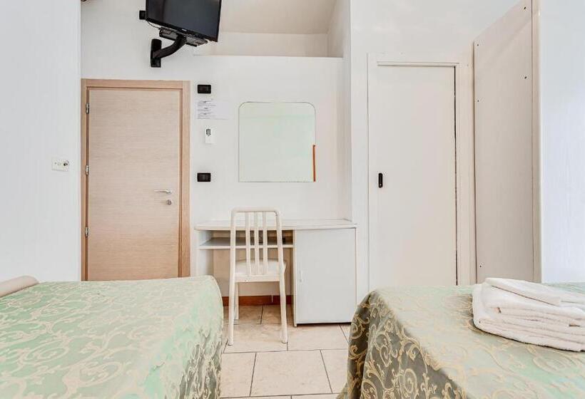 בית מלון כפרי Sirena