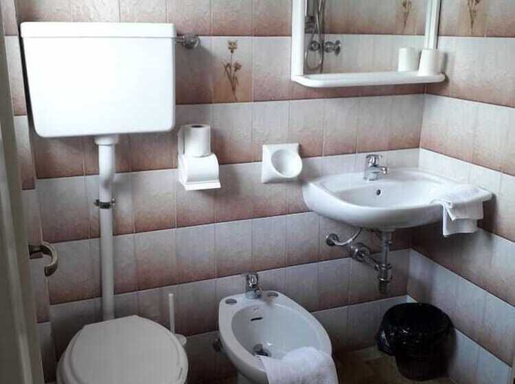 בית מלון כפרי Sirena