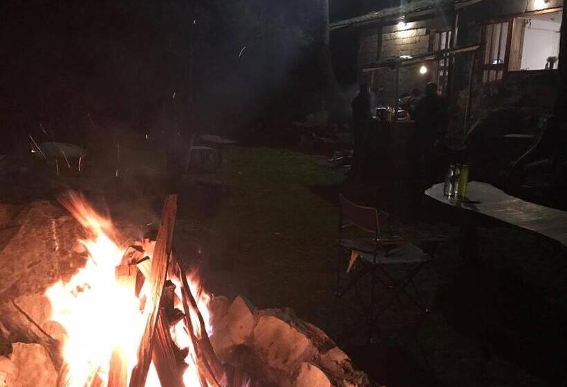 호텔 Tirthan Anglers  Retreat