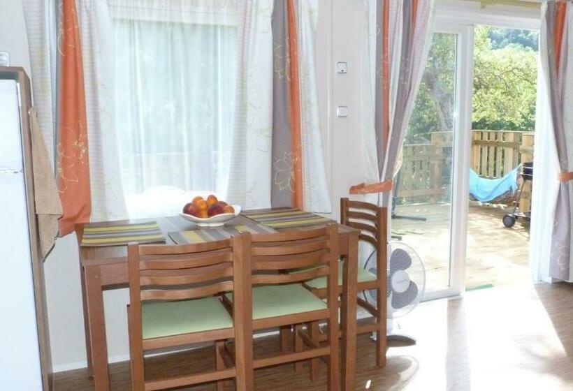 ホテル U Sortipiani