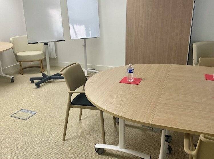 Отель Villa Thermae Santenay