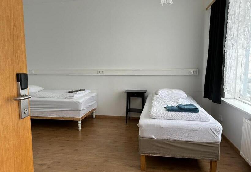Kanslarinn Hostel