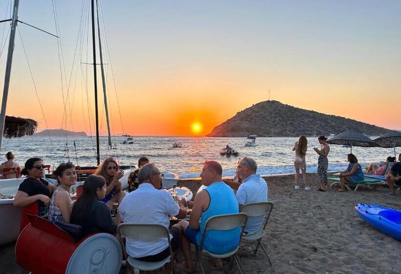 Paradise Gümüşlük