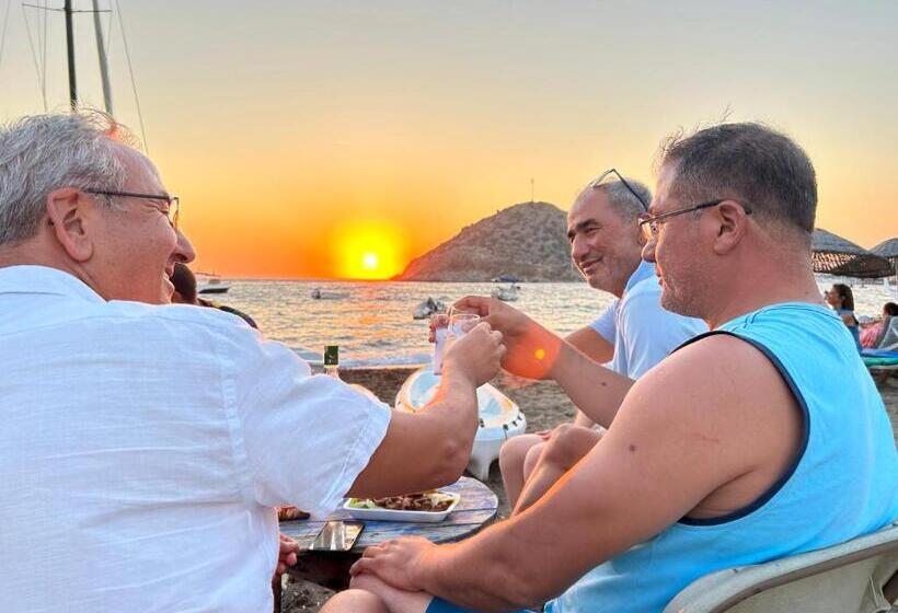 Paradise Gümüşlük