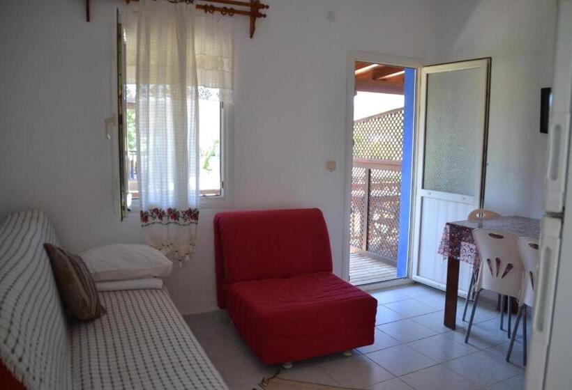 Paradise Gümüşlük