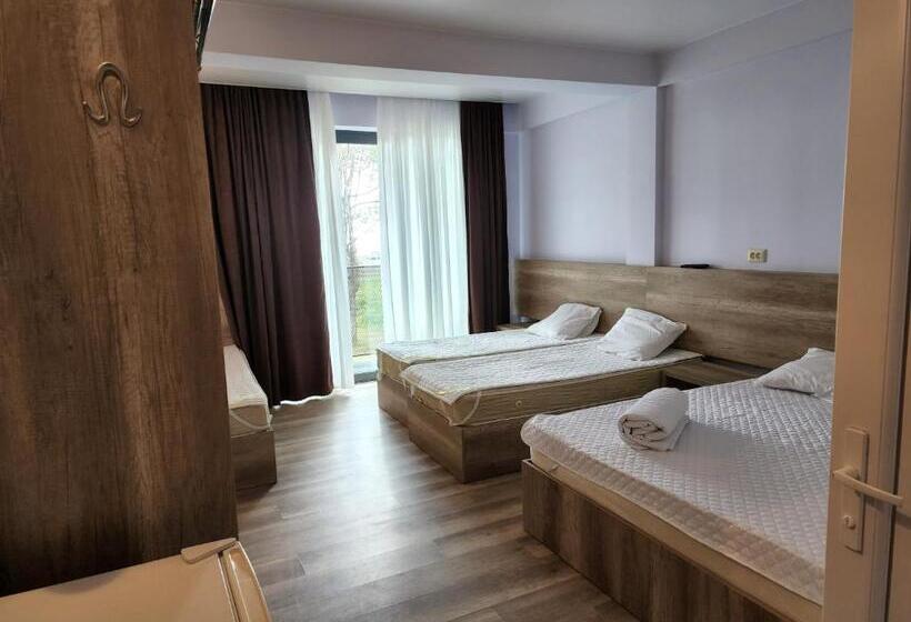 پانسیون Black Sea House Georgia