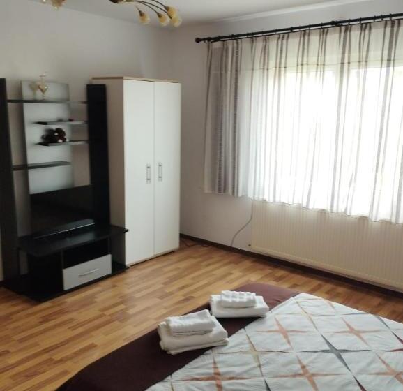 ペンション Casa Alex