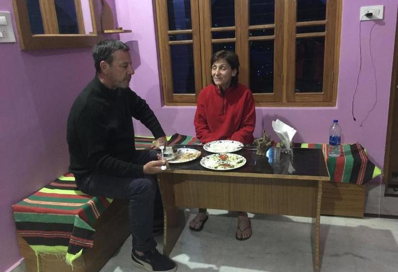 Пансион Chéri Home Stay