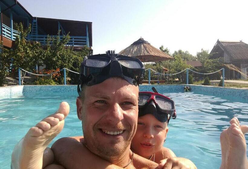 膳宿费 Gorgova Inn